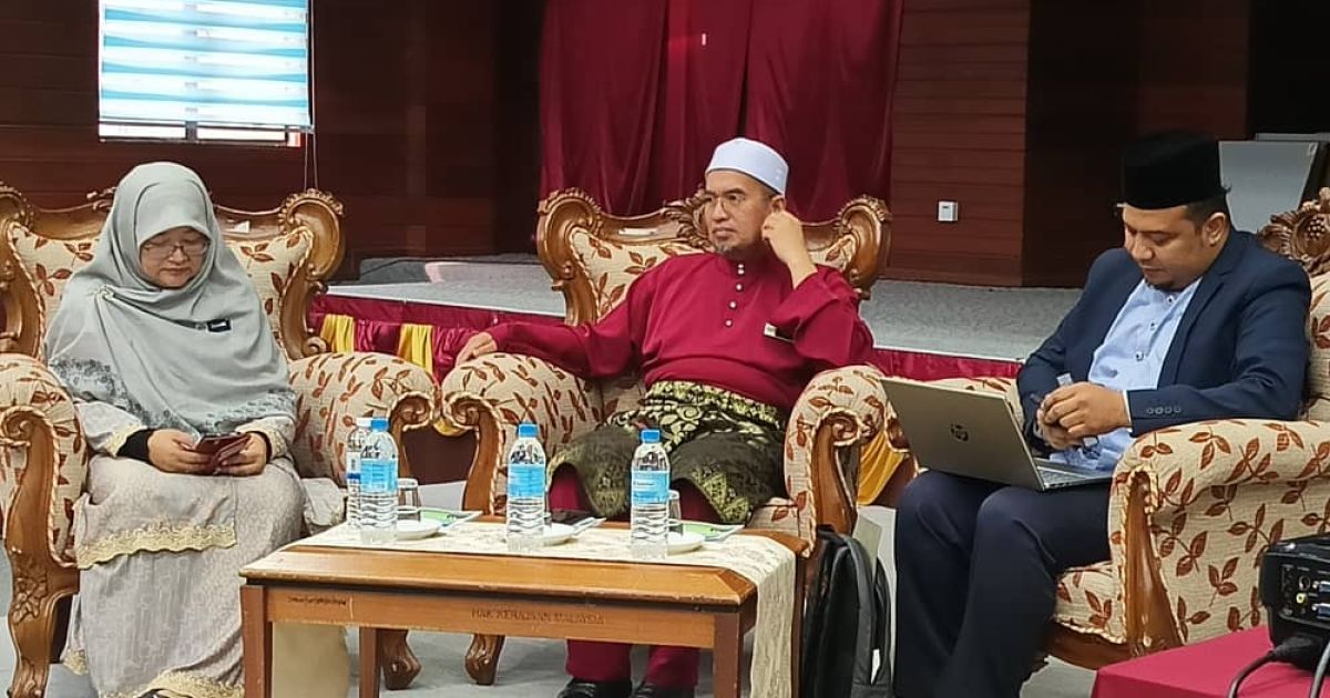 BICARA EKSEKUTIF DARUL QURAN: ADAB HUFFAZ SEBAGAI CERMINAN AL-QURAN