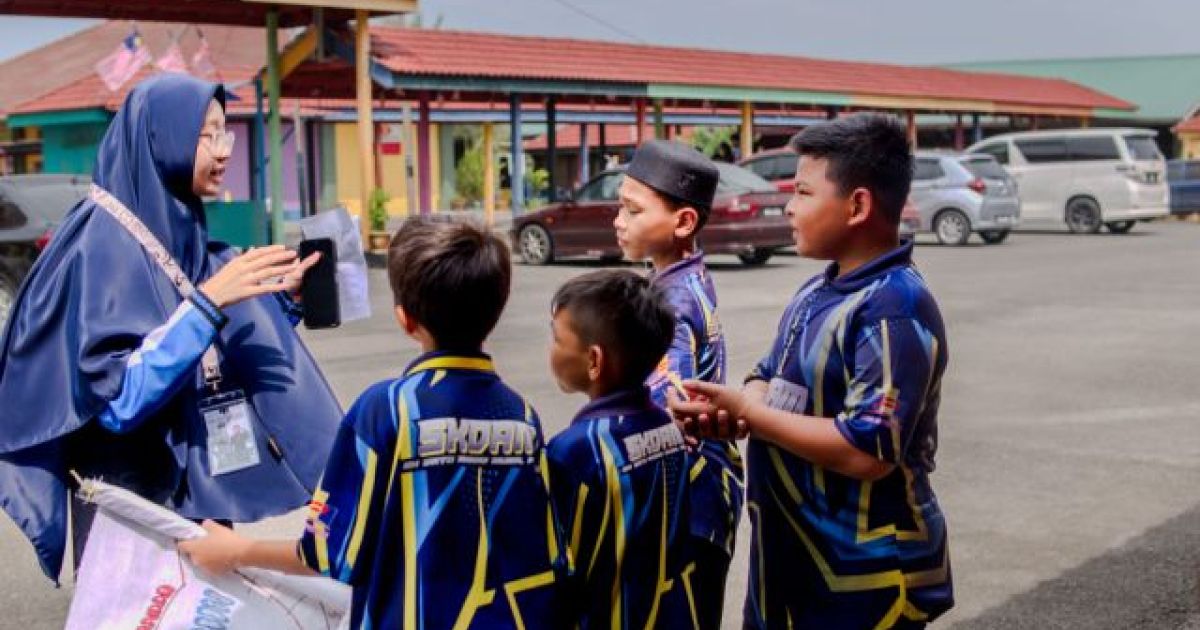 KHIDMAT MASYARAKAT SYUKBAH PENGURUSAN HALAL MEMBANGUN KHALIFAH BERJATI DIRI TINGGI