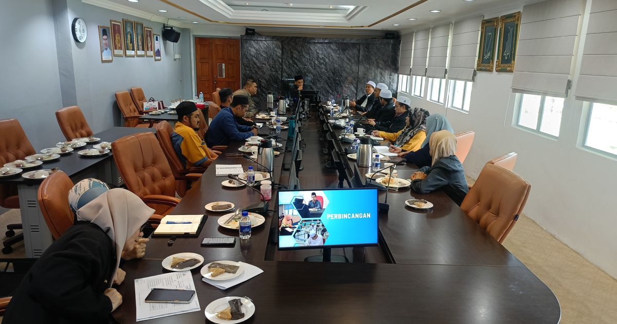 KUNJUNGAN AKADEMI DARUL HUFFAZ JOHOR KE DQ