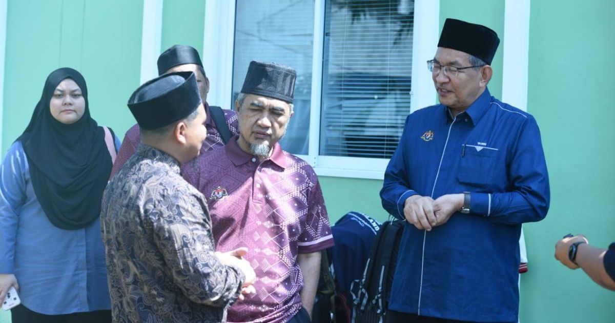 29 PELAJAR DARUL QURAN TURUN PADANG SERTAI PROGRAM AL-QURAN & GOTONG-ROYONG DI HATYAI
